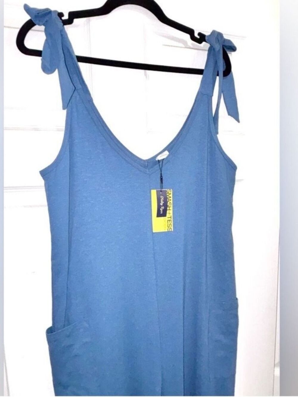 NWT Smash + Tess x Haley Ryan Anniston Cargo Romper Wide Leg Jumpsuit Medium
NEW - Picture 8 of 12